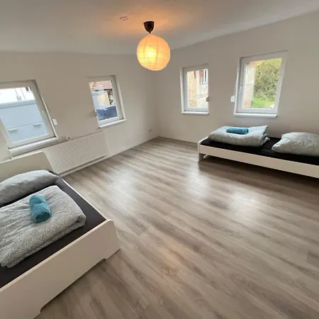 L8 Street Monteurwohnung - Apartment Monsheim (Enz)